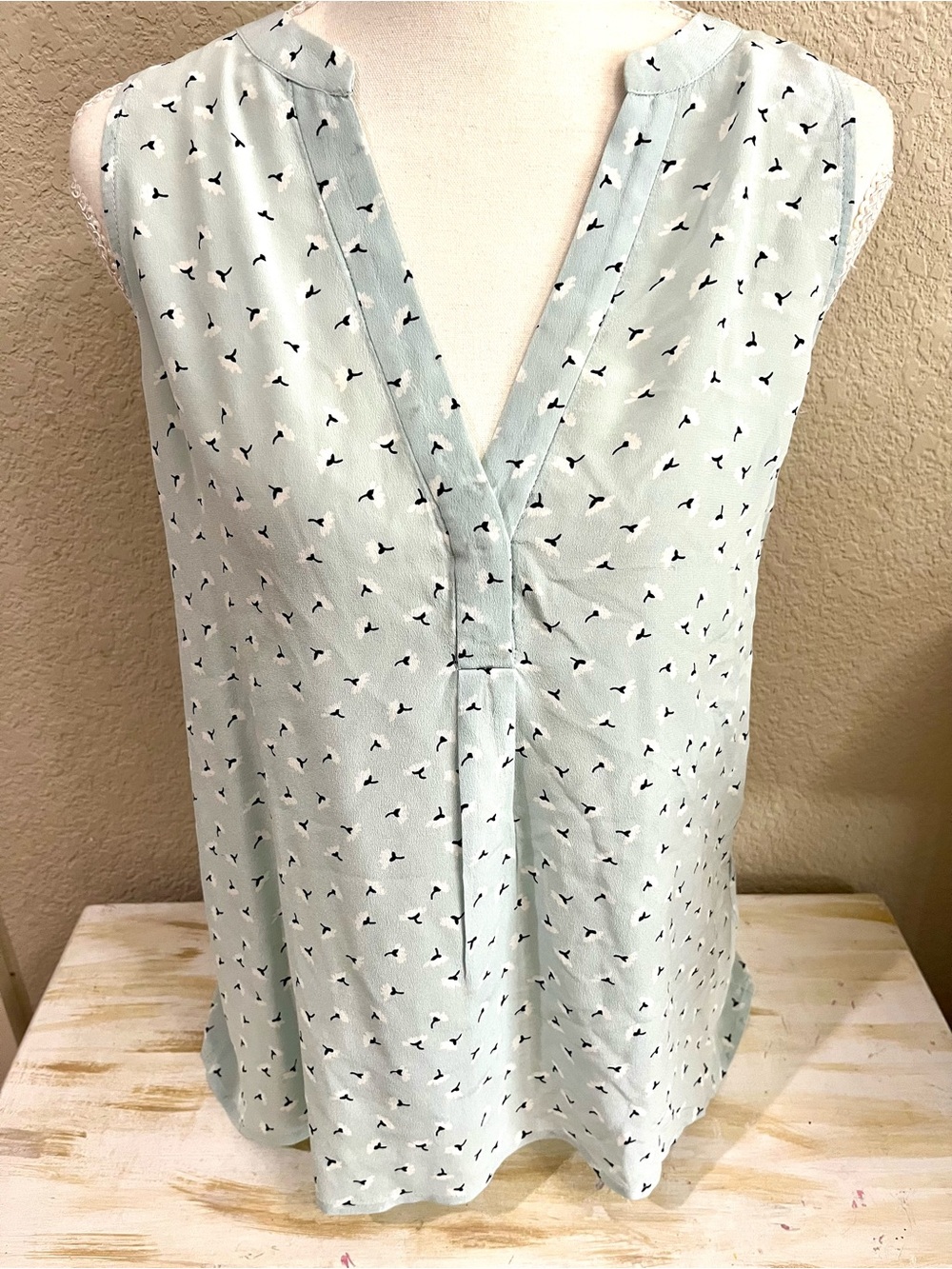 100% Silk Sleeveless Pale blue V-Neck Blouse with Delicate Dandelion print